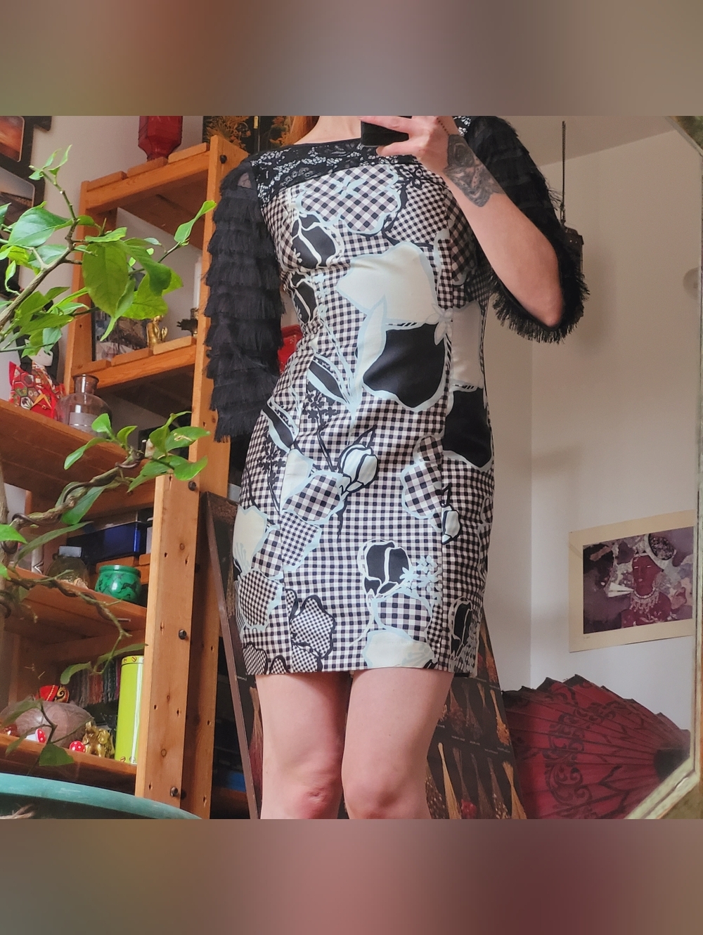 Save The Queen Black and White Fringe Half Sleeve Lace Patterned Dress - Size Xs